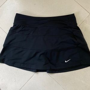 Black Nike tennis skirt